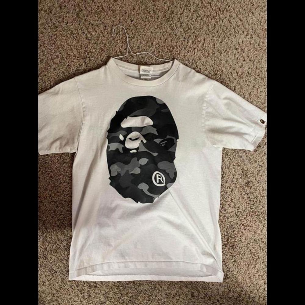 BAPE Men's Short Sleeve T-Shirt White And Grey